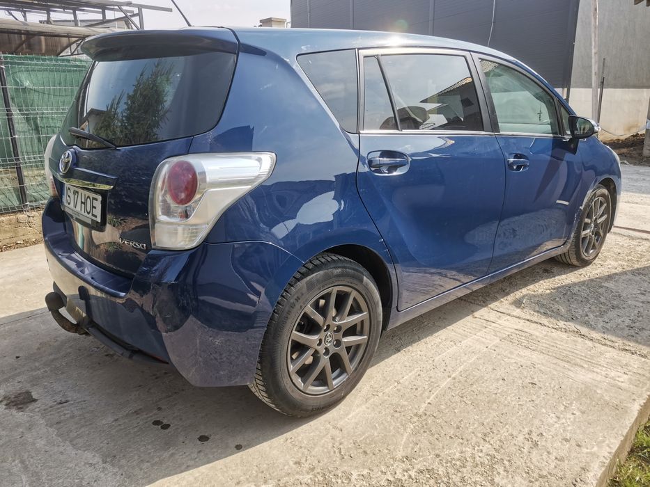 Toyota verso 7 locuri