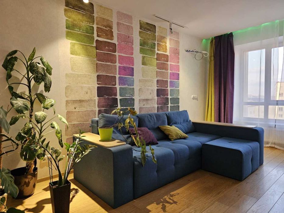 Дава се под наем Двустаен апартамент в София, Център - 65 кв.м за 433.5 € - Снимка #3