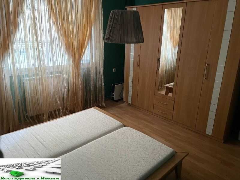 Дава се под наем Етаж от къща в Пловдив, Каменица 1 - 120 кв.м за 700 € - Снимка #7