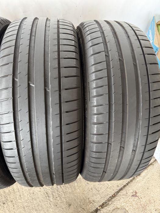 235/55/19 Michelin 4броя дот22