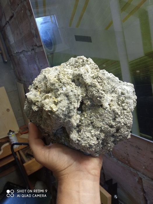 Минерал кристал,  кварц, аметист, ахат пирит геод