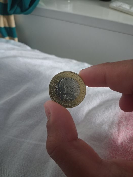 Продам юбилейную монету 100 тенге «30 жыл» (2025)
