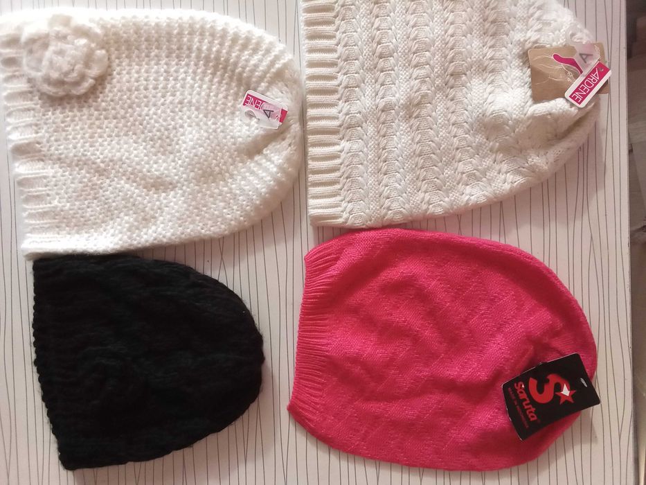 Бебешки шапки и други
