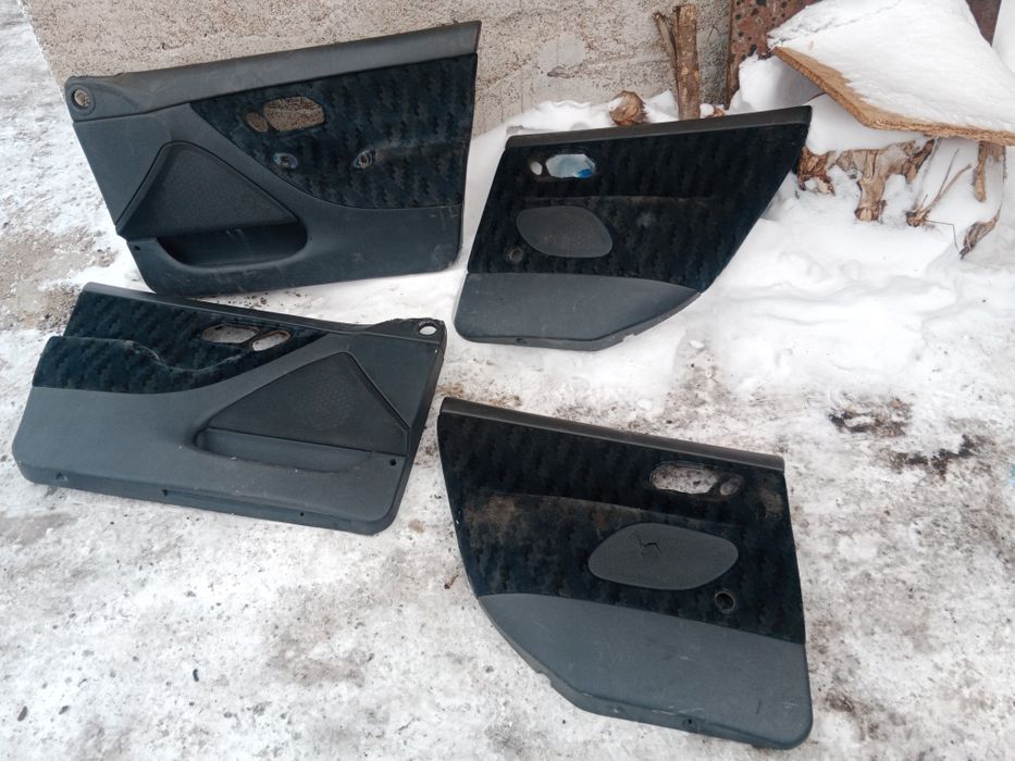 Дверные карты обшивка форд Мондео 1