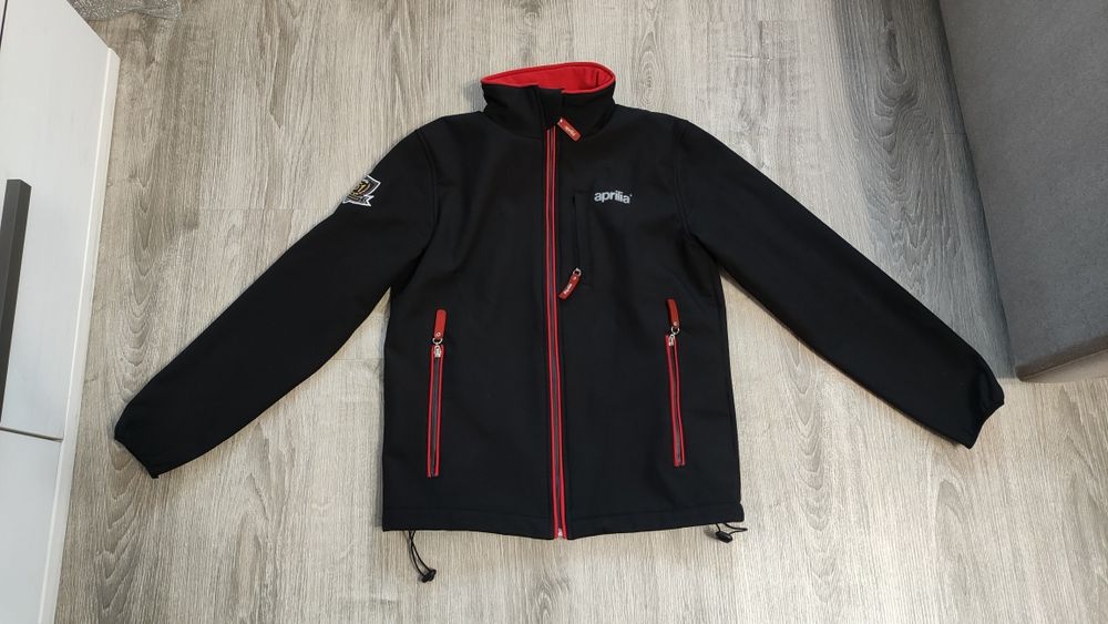 Мъжко Aprilia S size Softshell горнище