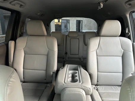 Honda Odyssey Touring (North America) Full позиция