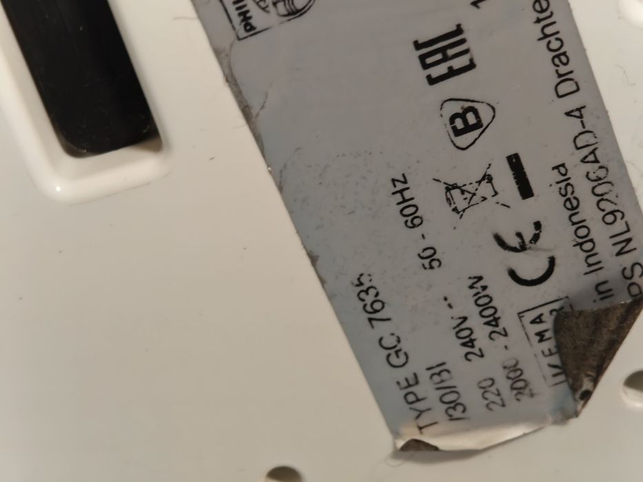 Stații de calcat Philips GC 7635 și GC 7640