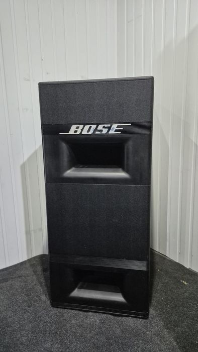 Vând subwoofer BOSE Panaray 502BP