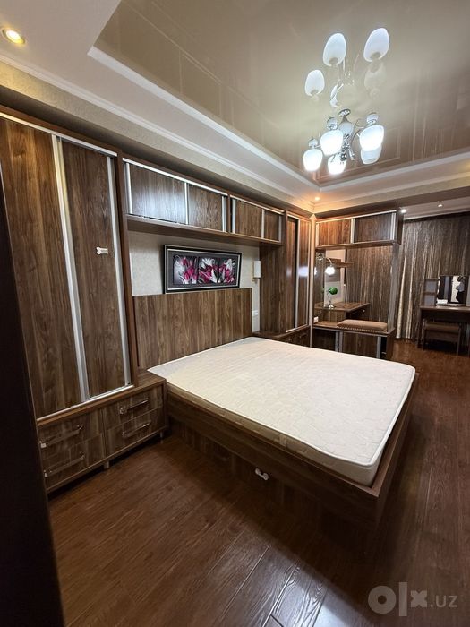 Продается 3 комнатная квартира, метро Космонавтов / Интерпол/ МВД