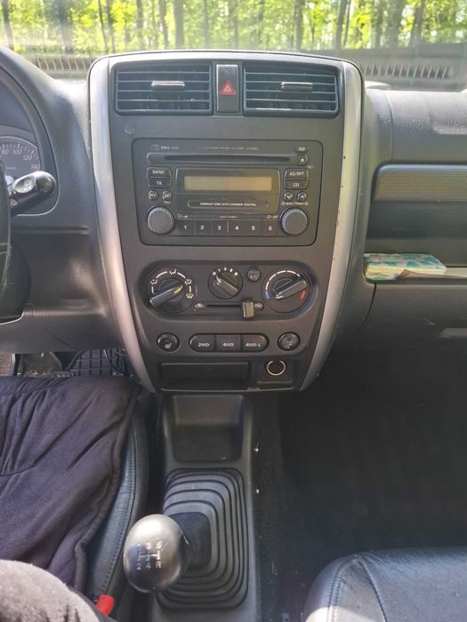Masina suzuki jimny