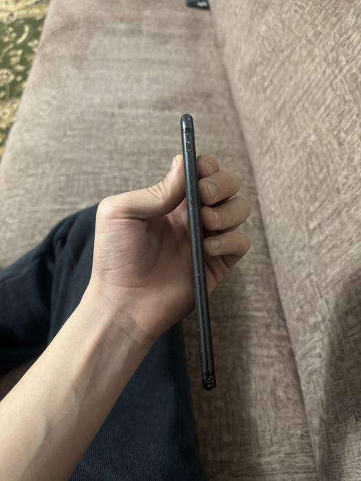 iPhone 7 Plus в ремонте не был телефон рабочий