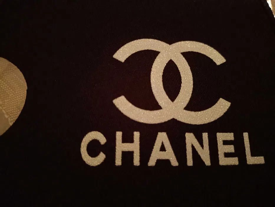 ЛУКСОЗНИ ПРЕДПАЗНИ МАСКИ ЗА ЛИЦЕ ТопБрандове Модерни Luxury Face Mask