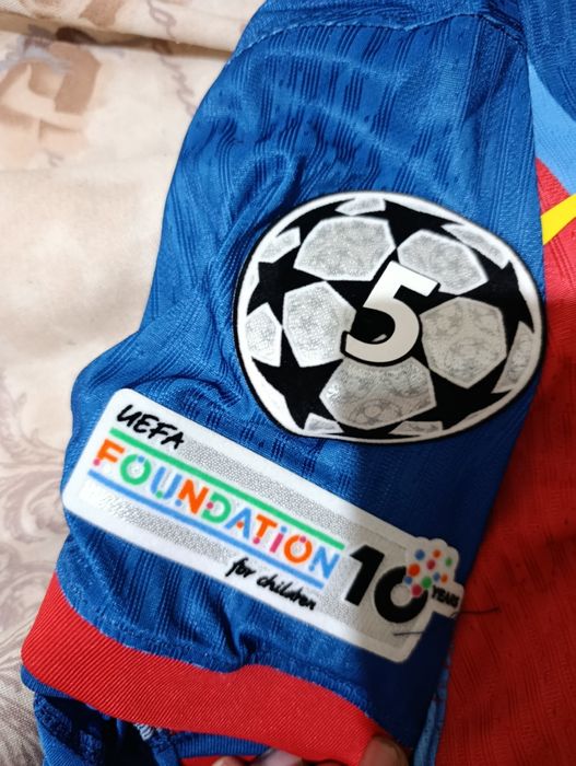 Тениска Барселона сезон 25/26