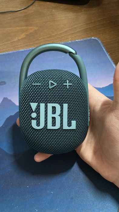 Колонка JBL Clip 4