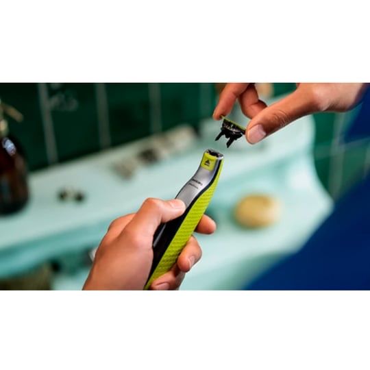 Электробритва Philips QP2834