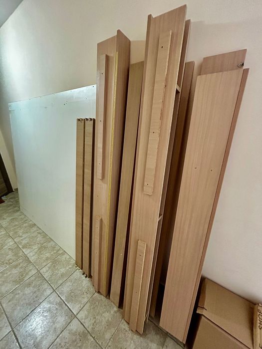 Легло 180х200х30 + две нощни шкафчета + матрак 160/190