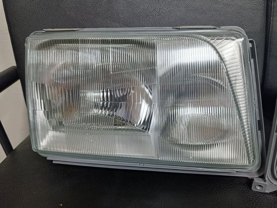 Фара DEPO M BENZ W124 рест и до рест