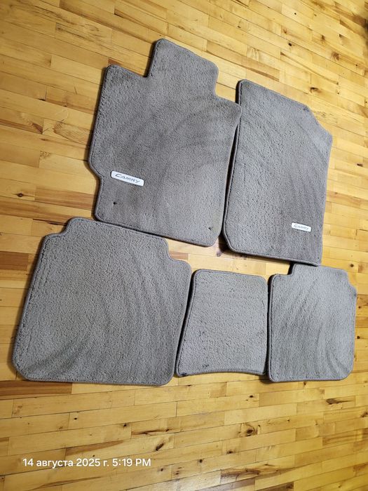Продаются для камри коврики