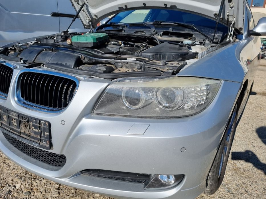 Far dreapta bmw seria 3 e90 e91 facelift bixenon europa
