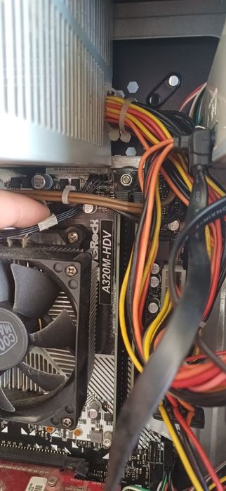 Продам системный блок  3.6Гц. 
Наименование	Ryzen 3