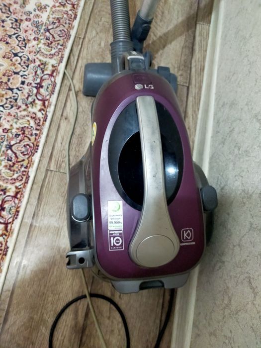 Пылесос LG отличный