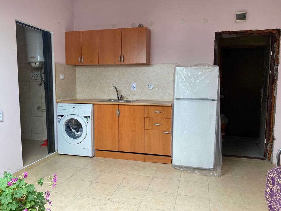 Продава се Ателие в Асеновград - 32 кв.м за 303 €/кв.м - Снимка #2