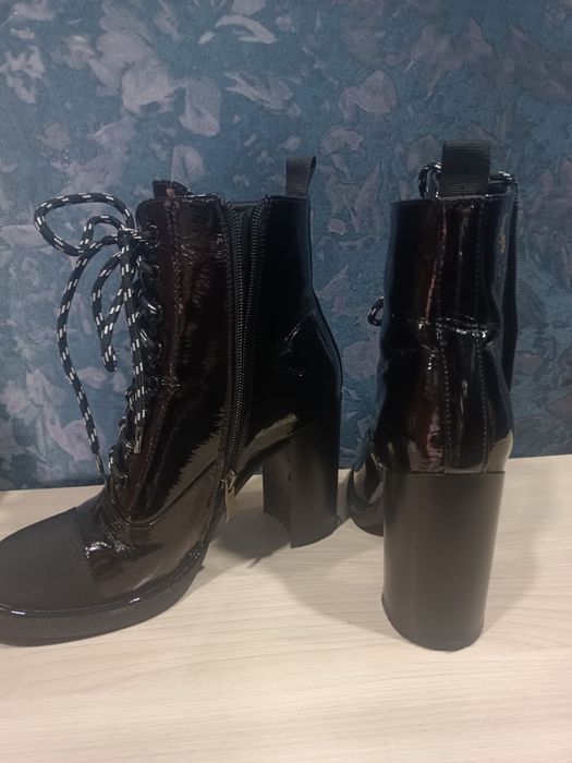 Продам ботильоны