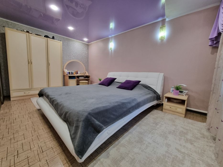 Продаётся дом в центре