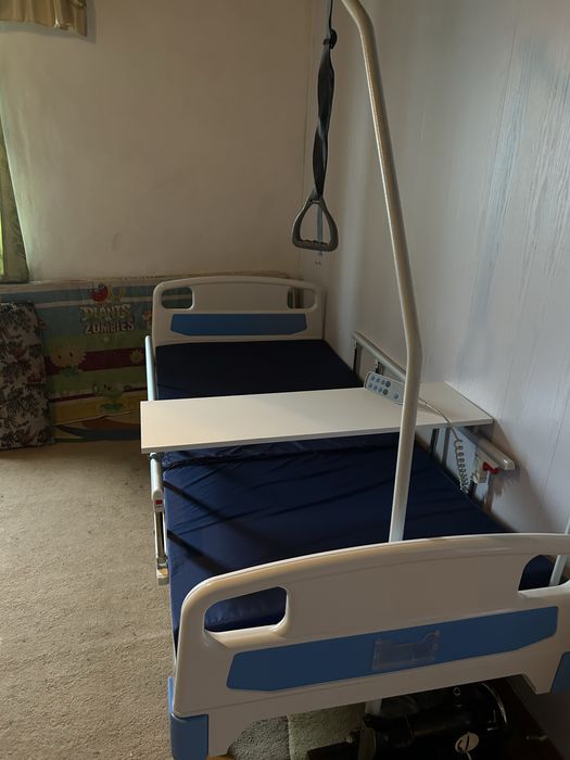 Медецинская кровать