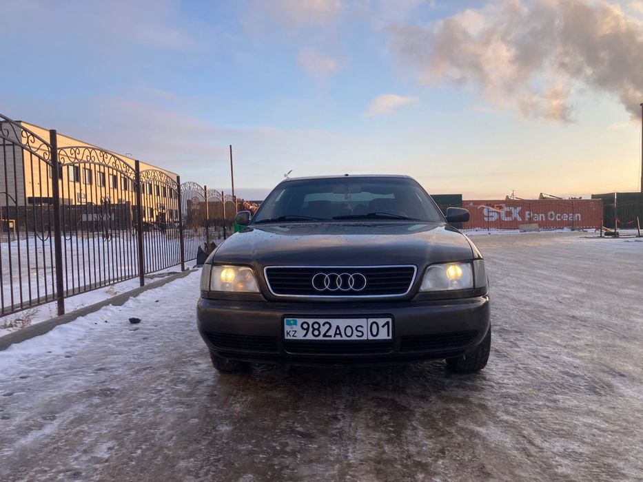 Продам Ауди А6 2.0 обьем инжектор