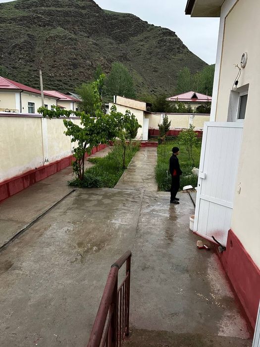 Коттедж, дача сотилади