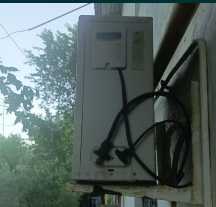 Продам сплит систему б/у