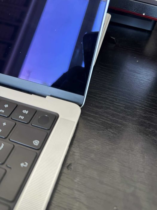 MacBook Pro 14 M1 silver, MDM, отличен, 16GB ram; 512GB SSD