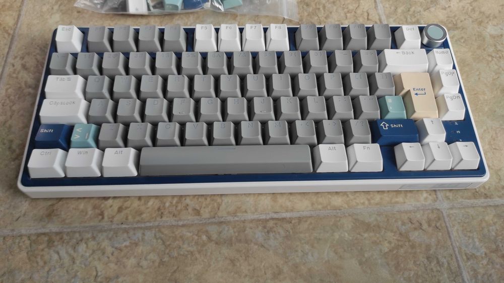 Tastatura RK Royal Kludge - R75pro