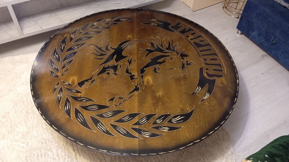 Продам стол ручной работы