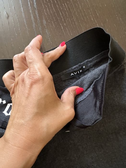 Къси панталонки Авин