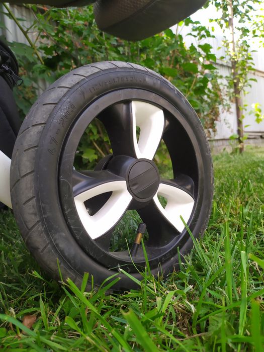 Продам коляска 2 в 1