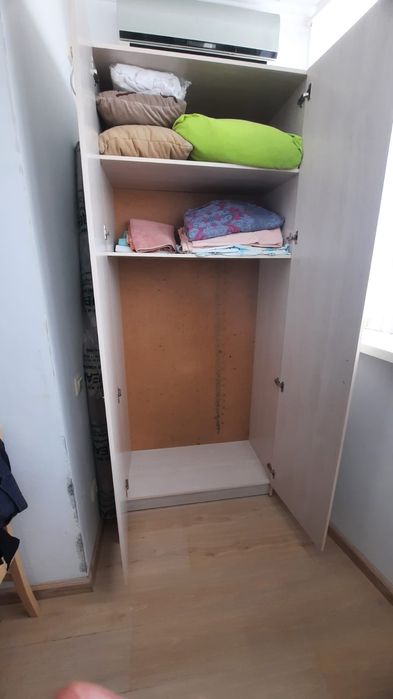 Продам шкаф для прихожей