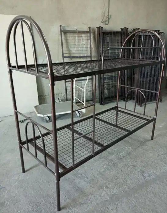 Металлические кровати