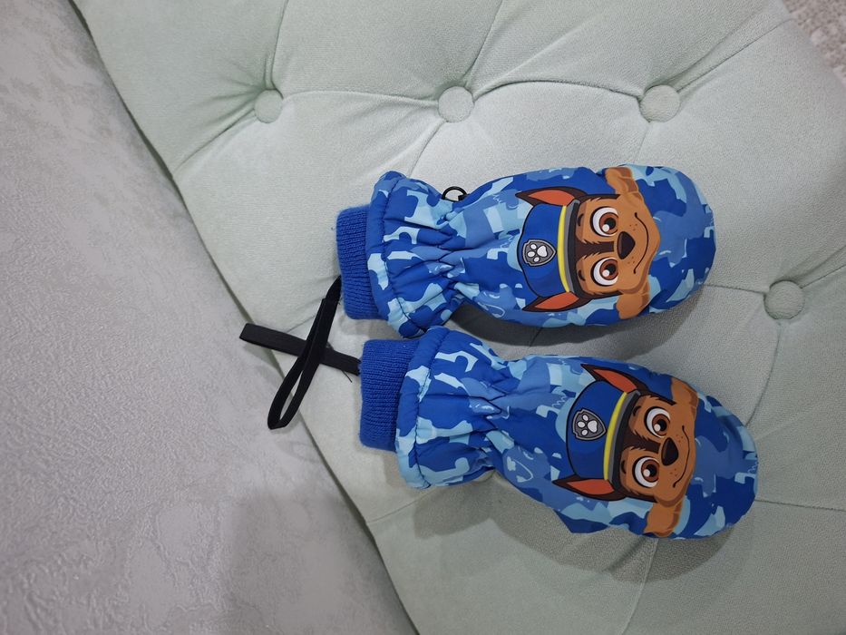 Зимний детский комбинезон