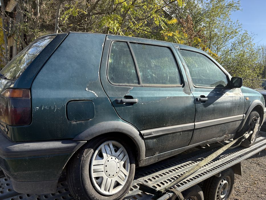 Volkswagen golf 3 1.9TDI на части