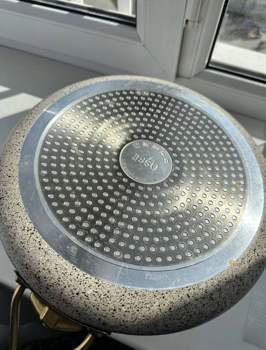 Сковородка большая