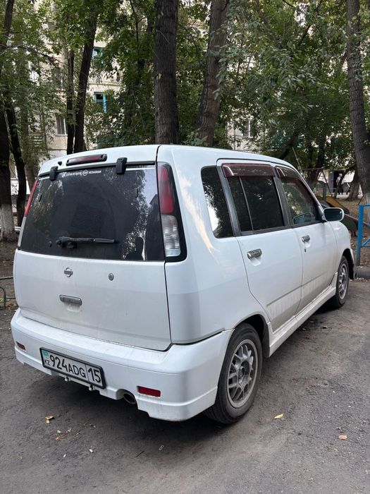 Продам nissan cube