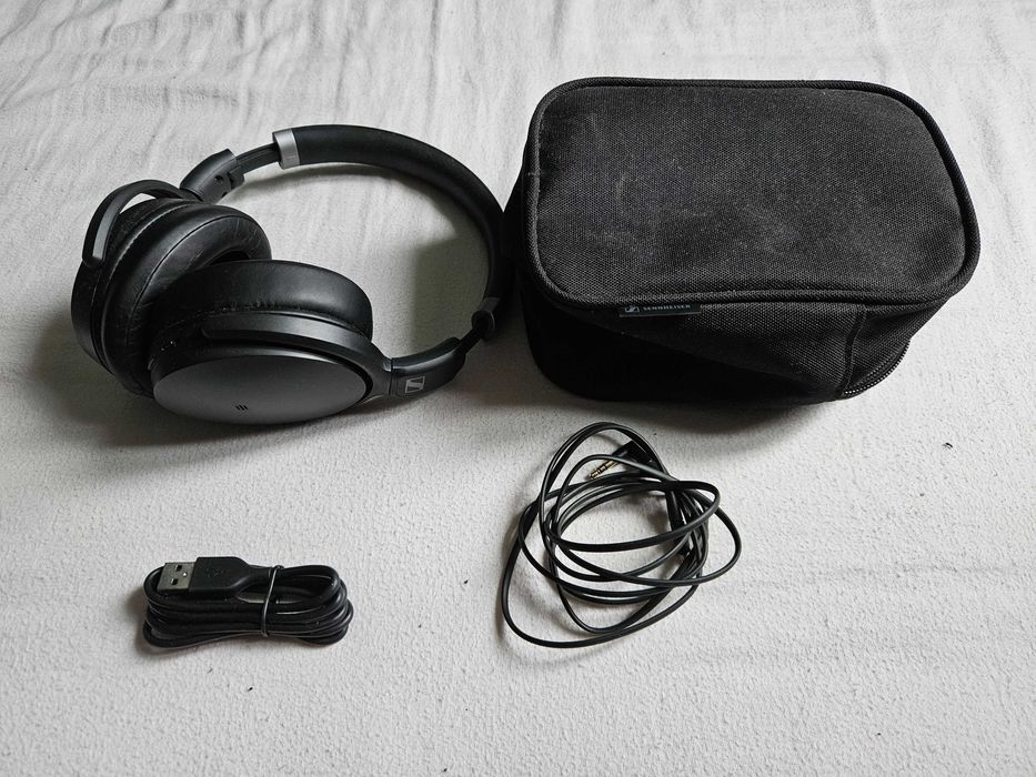 Vand casti wireless (fara fir) Sennheiser HD 450BT