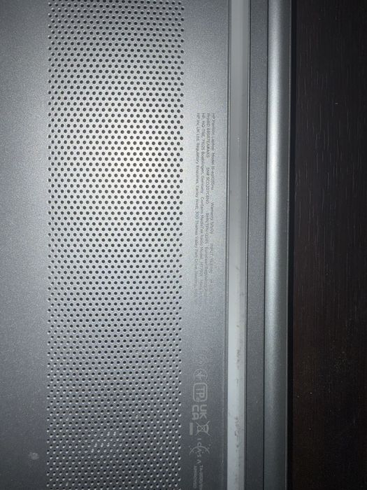 HP Pavilion Laptop Model 15-eg1035nu + Чанта за преносване