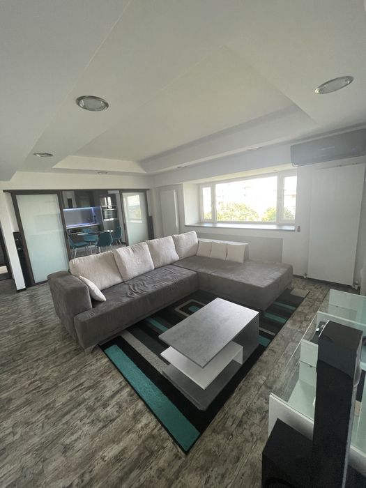 Inchiriez apartament blvd. Independenței