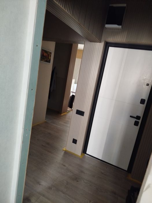 Срочно. продается 2в3х комнатная квартира на Ттз Ахмад Югнакий