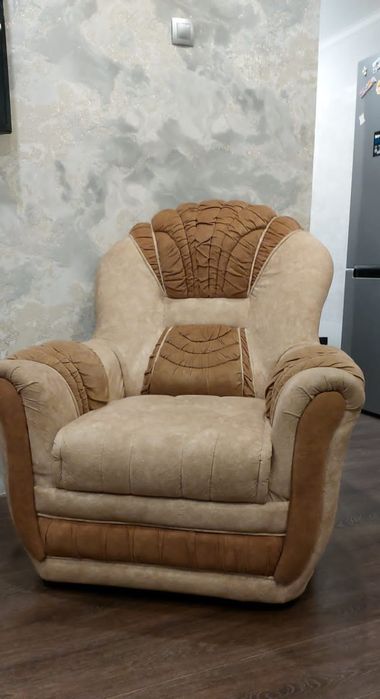 СРОЧНО. Продам Угловой уголок отдыха.