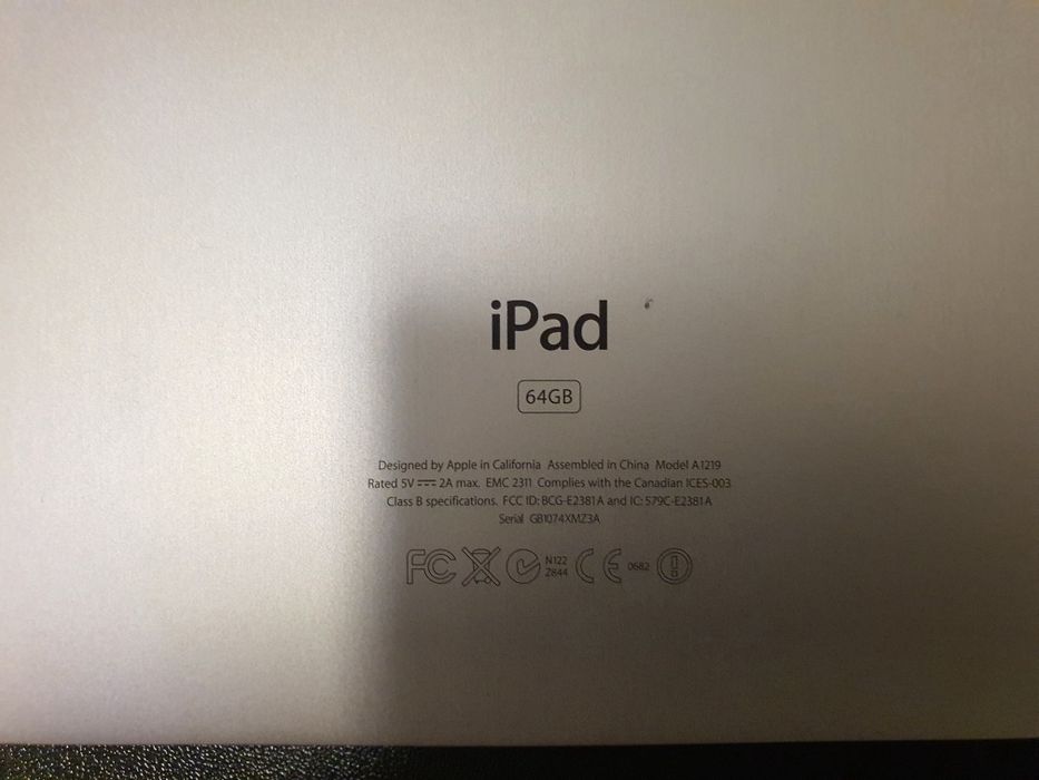 iPad 1 sotuvda! Qurilma zo‘r saqlangan, ishlashi a’lo darajada.