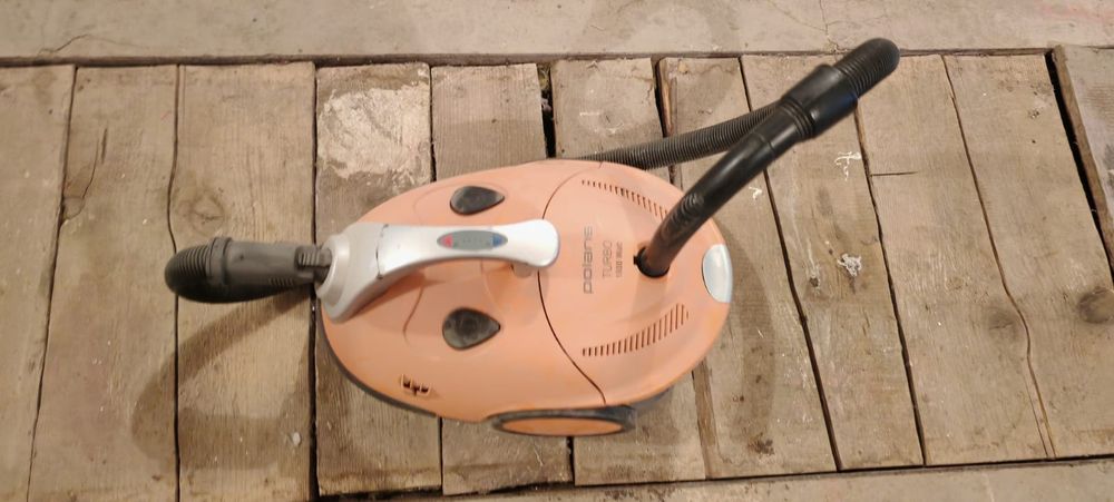 Продам пылесос в отличном состоянии